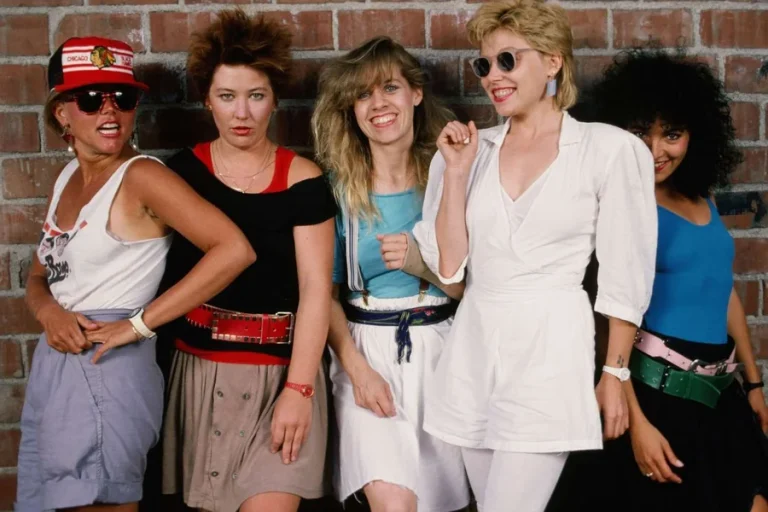 Female 80s Rock and Roll Fashion Style Guide